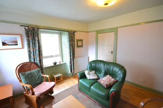 Spacious 4 Bedroom Family Home, An Caladh, Tarbert — photo 19 of 41