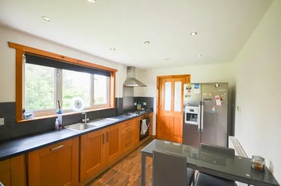 Walk-In Condition Family Home in Popular Great Bernera Community – School House, Breaclete, Great Bernera — photo 16 of 38
