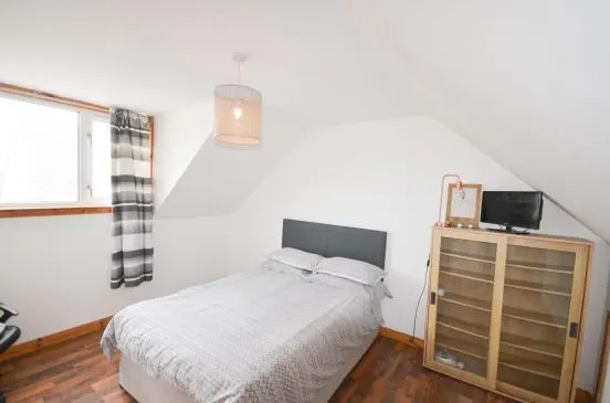 Walk-In Condition Family Home in Popular Great Bernera Community – School House, Breaclete, Great Bernera — photo 33 of 38