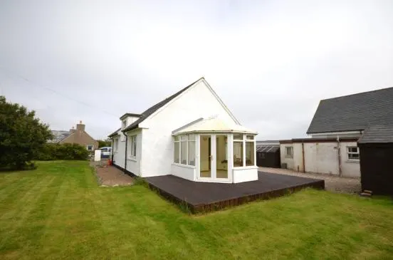 Walk-In Condition Family Home in Popular Great Bernera Community – School House, Breaclete, Great Bernera — photo 38 of 38