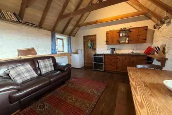 Cnoc an Dudain, 7 Rushgarry, Berneray — photo 17 of 27