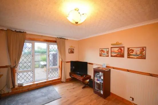 7 Macrae Place, Stornoway — photo 7 of 22