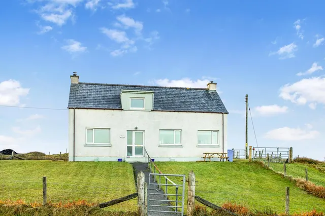 Park Cottage, Claddach Illeray — photo 27 of 33