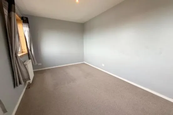 28 Kenneth Drive, Lochboisdale — photo 7 of 20