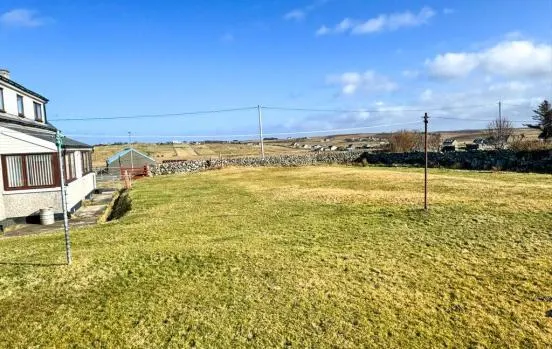 6 Ballantrushal — photo 18 of 21
