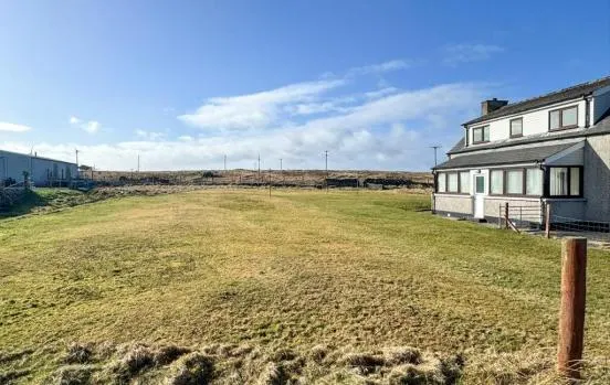 6 Ballantrushal — photo 20 of 21