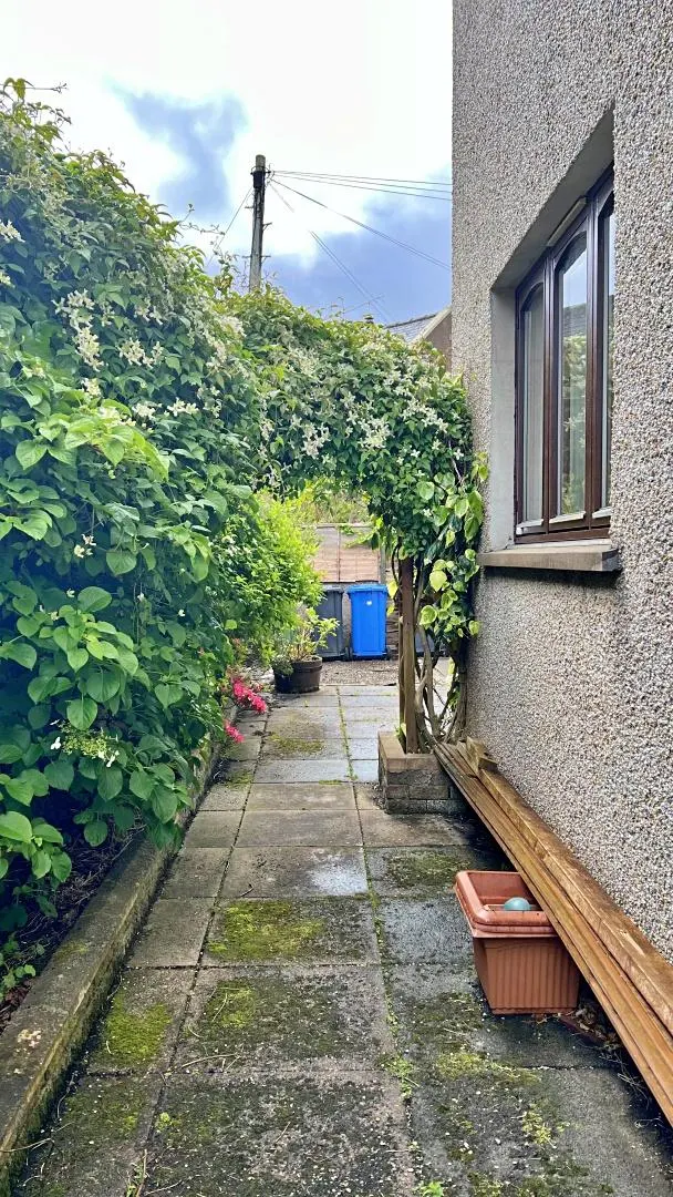 18D Matheson Road, Stornoway — photo 35 of 36