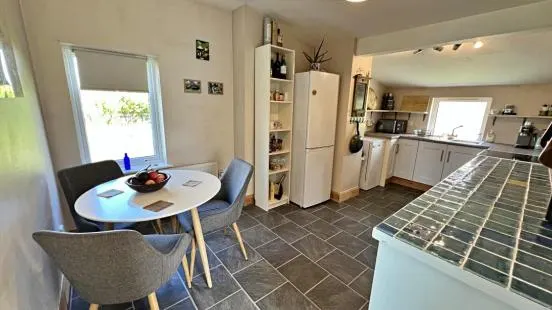 25A Benside, Newmarket — photo 8 of 25