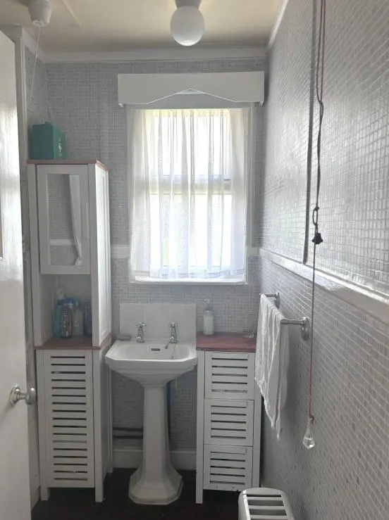 Historic Post-War Prefab Cottage, 4 West Point, Aird Uig — photo 12 of 47