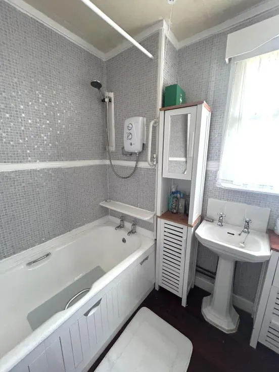 Historic Post-War Prefab Cottage, 4 West Point, Aird Uig — photo 13 of 47
