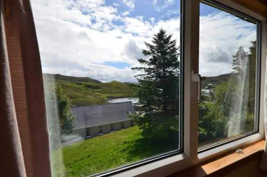 Former Free Presbyterian Manse, Miavaig, Uig — photo 33 of 44