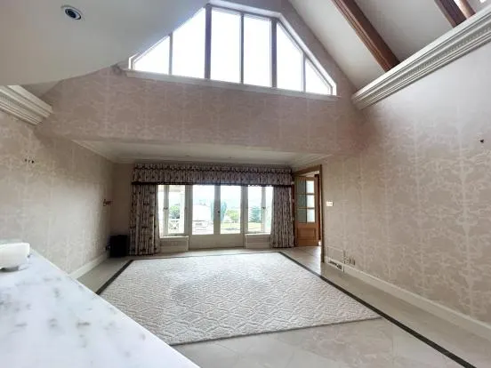 4 Holm Road, Holm — photo 12 of 28