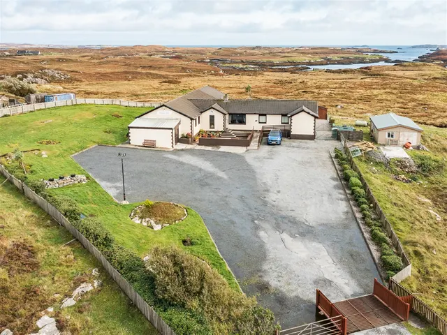 Orasay Inn, Locharnan, South Uist, Comhairle Nan Eilean, South Uist and Eriskay