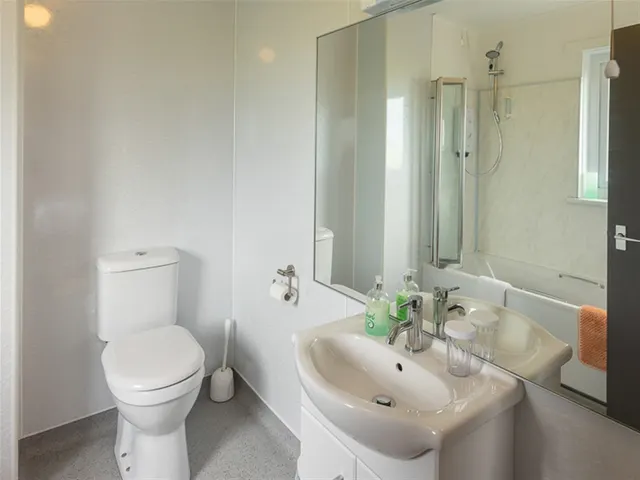 Orasay Inn, Locharnan, South Uist, Comhairle Nan Eilean — photo 12 of 36