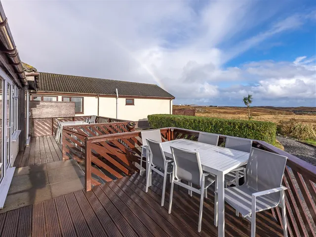 Orasay Inn, Locharnan, South Uist, Comhairle Nan Eilean — photo 27 of 36