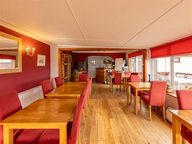 Orasay Inn, Locharnan, South Uist, Comhairle Nan Eilean — photo 6 of 36