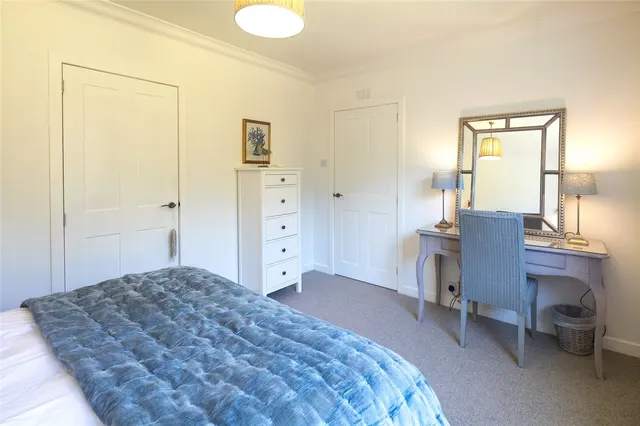 Seashell Cottage, Glen Kyles — photo 12 of 15