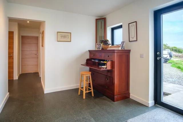 Tor Lodge & Tor Cottage - The Whole, Carrigreich — photo 4 of 23