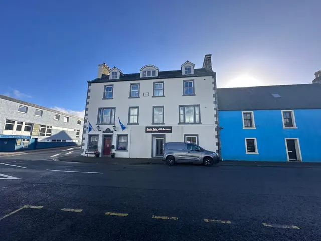86 Cromwell Street, Stornoway — photo 3 of 4