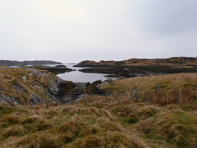 8 Geocrab, Harris and Scalpay