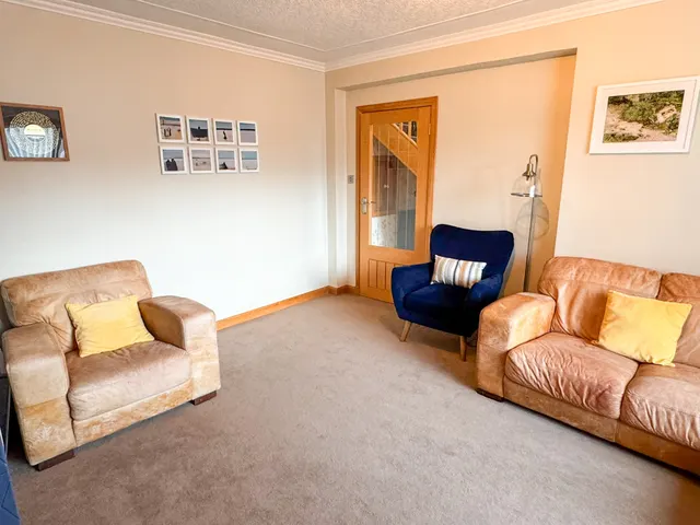 27 Leverhulme Drive, Stornoway — photo 5 of 20