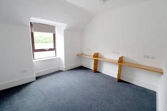 36 Bayhead, Stornoway — photo 9 of 19