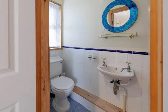 Redburn House, Lochmaddy — photo 12 of 40