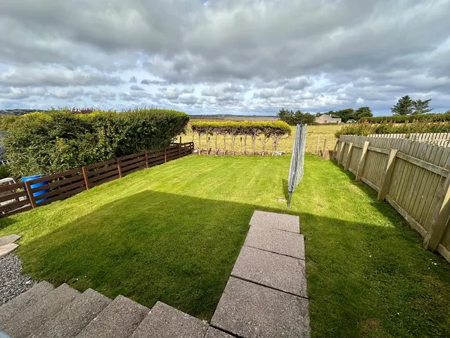 3 Redburn, Stornoway — photo 12 of 14