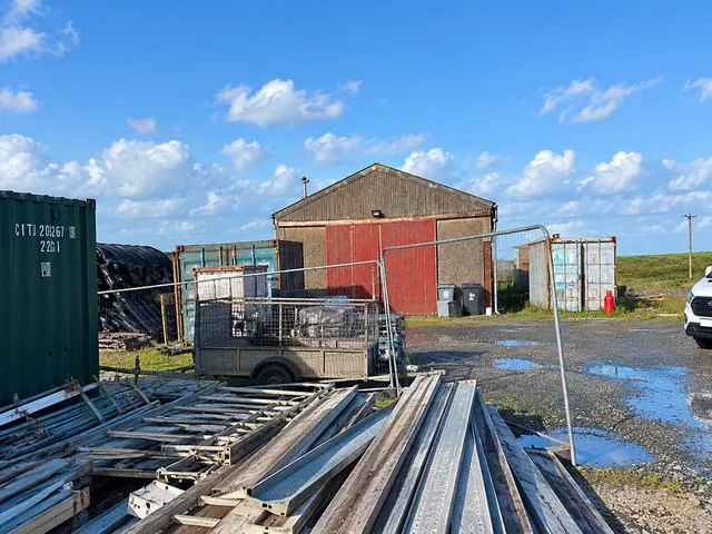 Former Community Workshop, Market Stance, Balivanich, Benbecula — photo 5 of 6