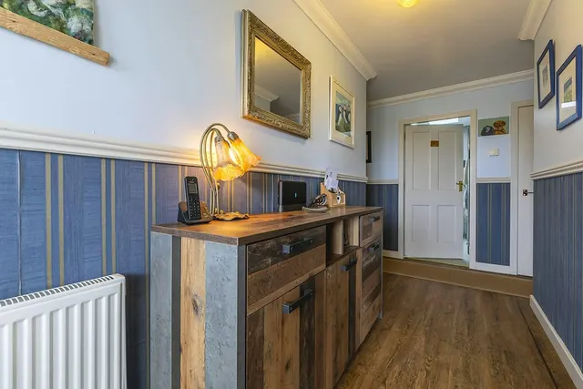 The Anglers' Retreat, 1 Ardmore — photo 13 of 38