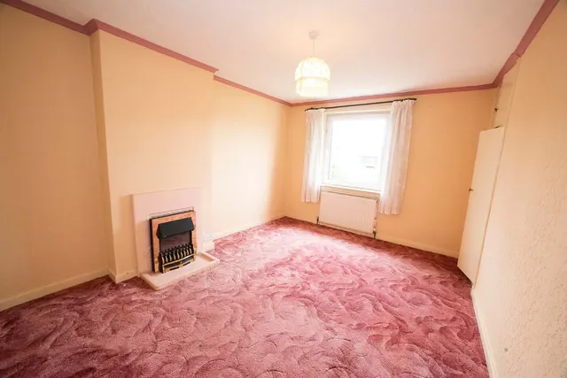 43 Morison Avenue, Stornoway — photo 8 of 12