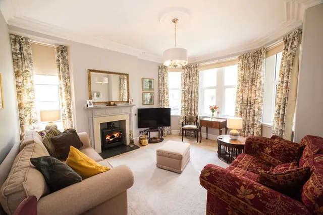 Rowantree, 3 Goathill Road, Stornoway — photo 4 of 24