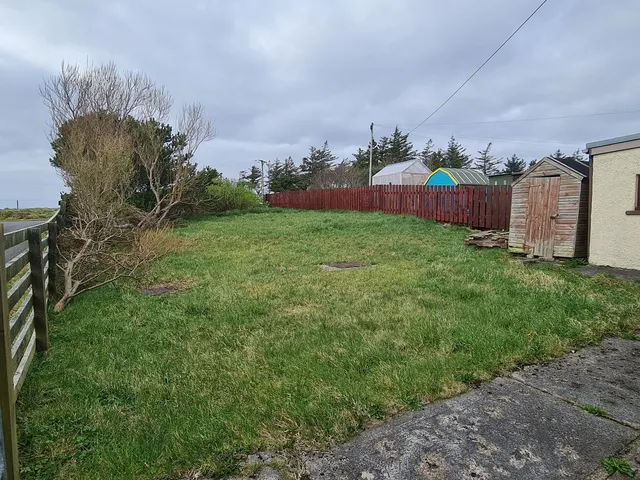 11 Broadbay View — photo 8 of 8
