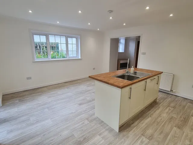 53 Matheson Road — photo 3 of 19