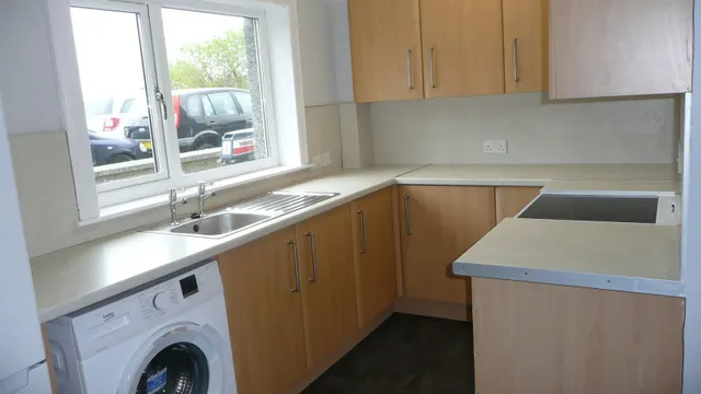 7 Braehead, Lochboisdale — photo 2 of 8