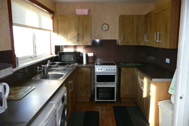 2 Pier House — photo 10 of 17