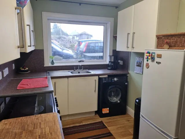 6 Braehead, Lochboisdale — photo 7 of 15