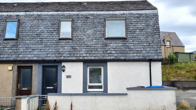 2 Braehead, Lochboisdale, South Uist and Eriskay