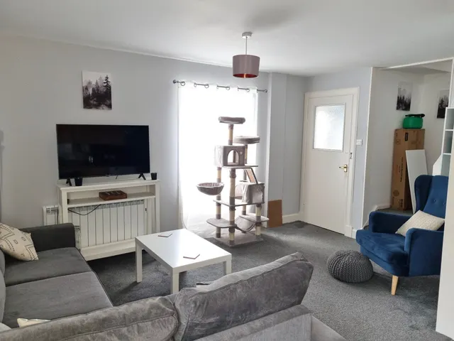 2 Braehead, Lochboisdale — photo 5 of 14