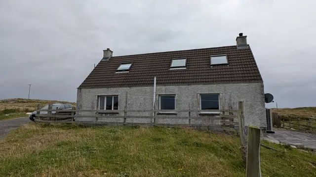 7B Lochcarnan — photo 6 of 31