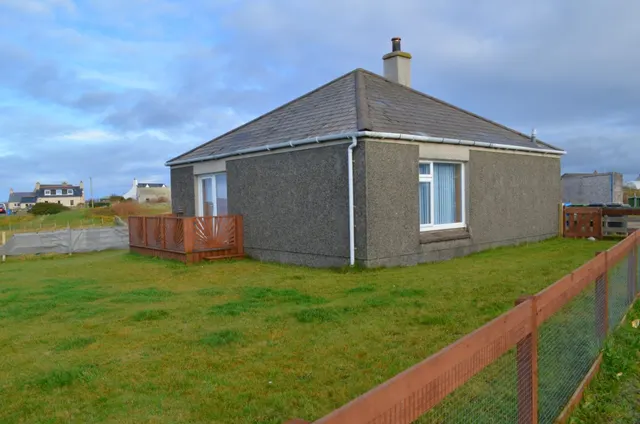 Rental Property – 10 Graham Park, South Dell, Ness — photo 2 of 8