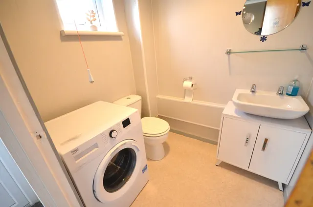 Rental Property – 10 Graham Park, South Dell, Ness — photo 8 of 8