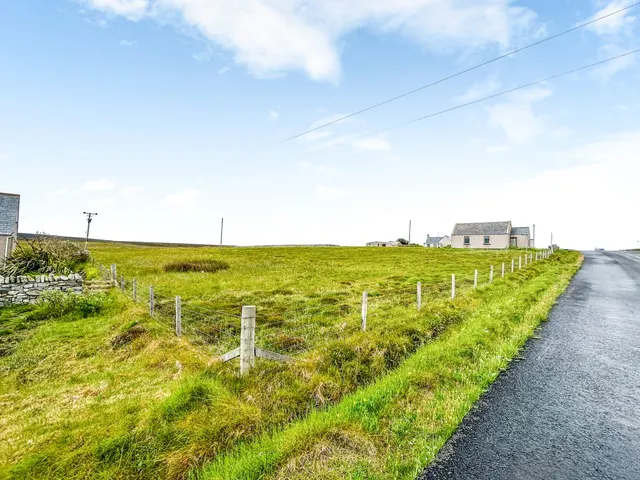 Croft 45 South Dell, Ness — photo 3 of 3