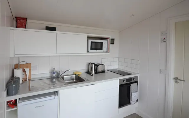 Marabhat Luxury Lodges, Lower Shader, Barvas — photo 10 of 24