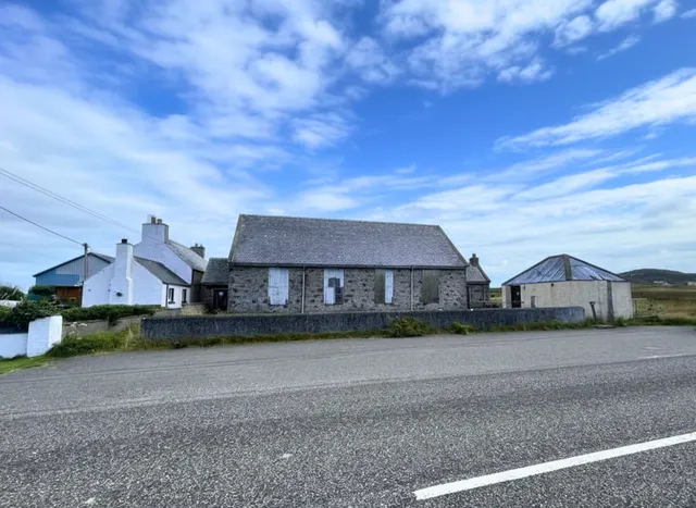 Shawbost Old Mission Church: A Historic Isle of Lewis Landmark — photo 29 of 30