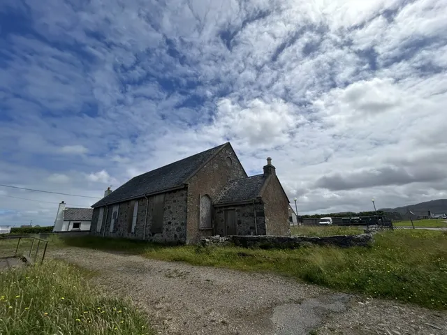 Shawbost Old Mission Church: A Historic Isle of Lewis Landmark — photo 30 of 30