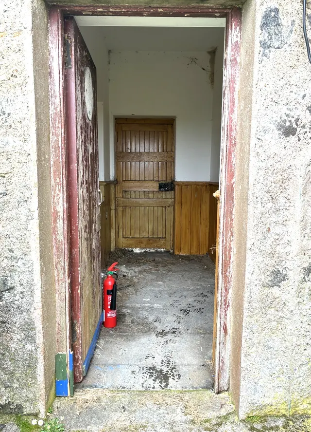Shawbost Old Mission Church: A Historic Isle of Lewis Landmark — photo 4 of 30