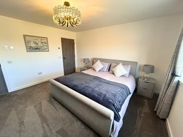 16 Perceval Road, Stornoway — photo 20 of 35