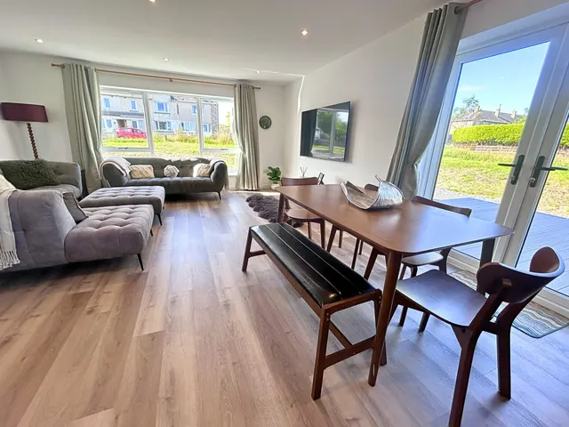16 Perceval Road, Stornoway — photo 10 of 35