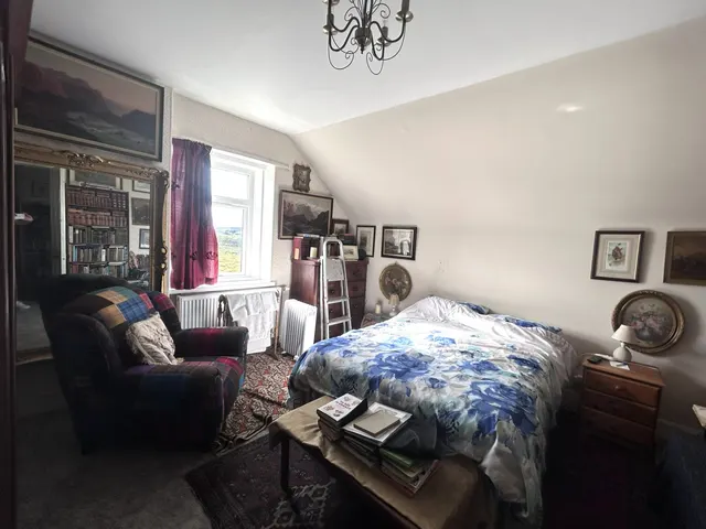 Five Bedroom Waterfront Manse, with Generous Plot and Jetty, Breaclete, Great Bernera — photo 41 of 47